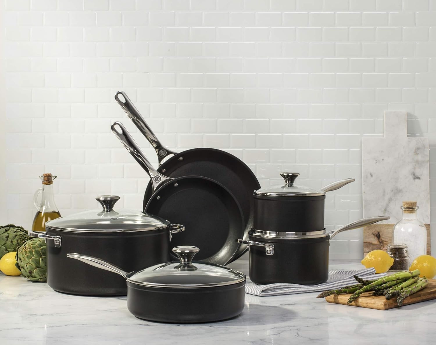 Le Creuset nonstick cookware review,Le Creuset nonstick cookware review and rating,is Le Creuset nonstick cookware worth buying,Le Creuset nonstick cookware review pros cons,Le Creuset nonstick cookware review honest opinion,Le Creuset nonstick cookware review verdict — setup process and usability