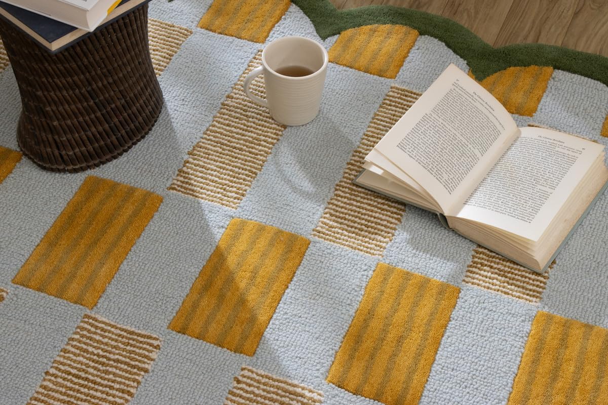 Rug Barn Checkered Wool Rug Review: Pros & Cons 4 Rug Barn checkered wool rug review - performance testing and real-world results